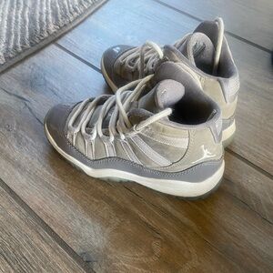 Jordan Retro 11 Cool Grey